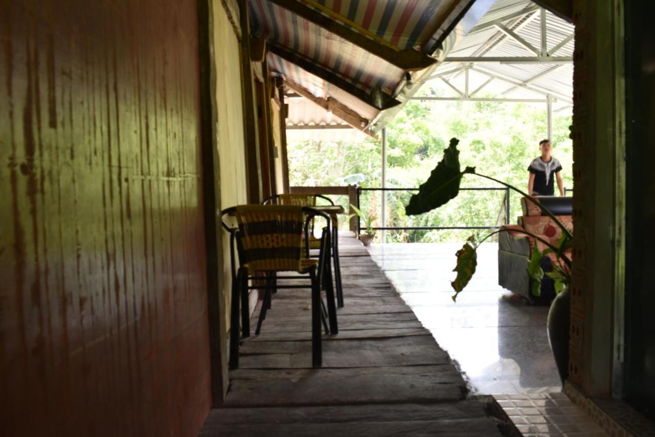 Du Gia Van Chung Homestay Làng Cac Εξωτερικό φωτογραφία