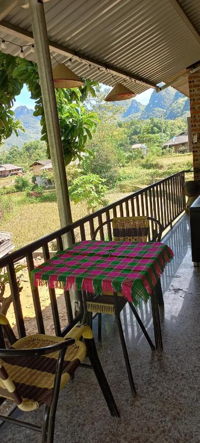 Du Gia Van Chung Homestay Làng Cac Εξωτερικό φωτογραφία