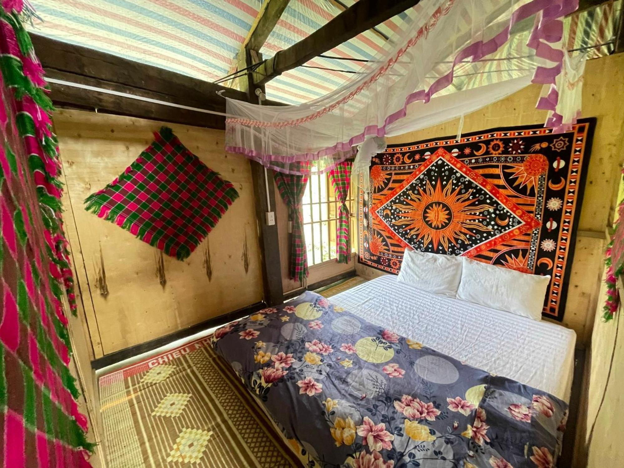 Du Gia Van Chung Homestay Làng Cac Δωμάτιο φωτογραφία