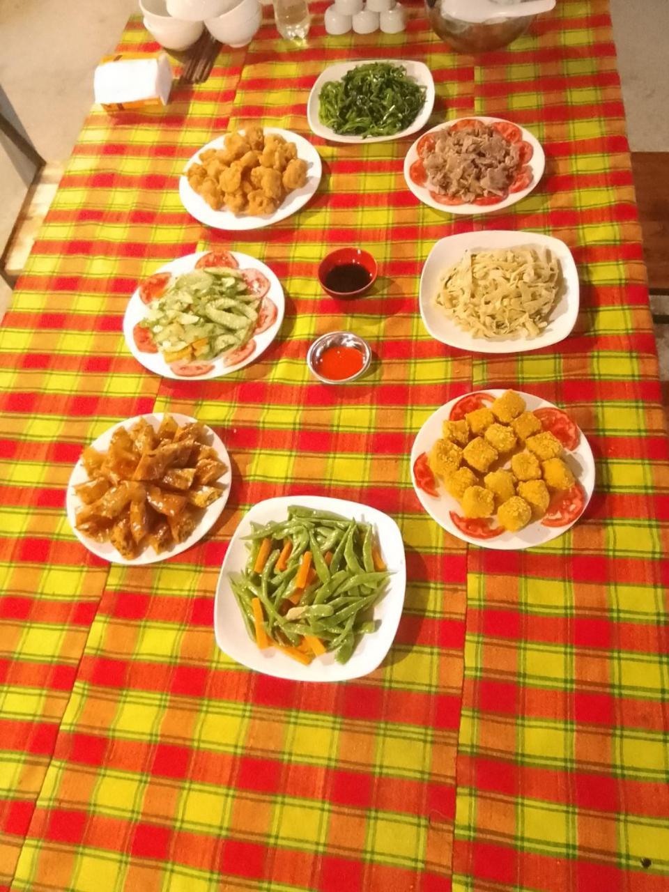 Du Gia Van Chung Homestay Làng Cac Εξωτερικό φωτογραφία
